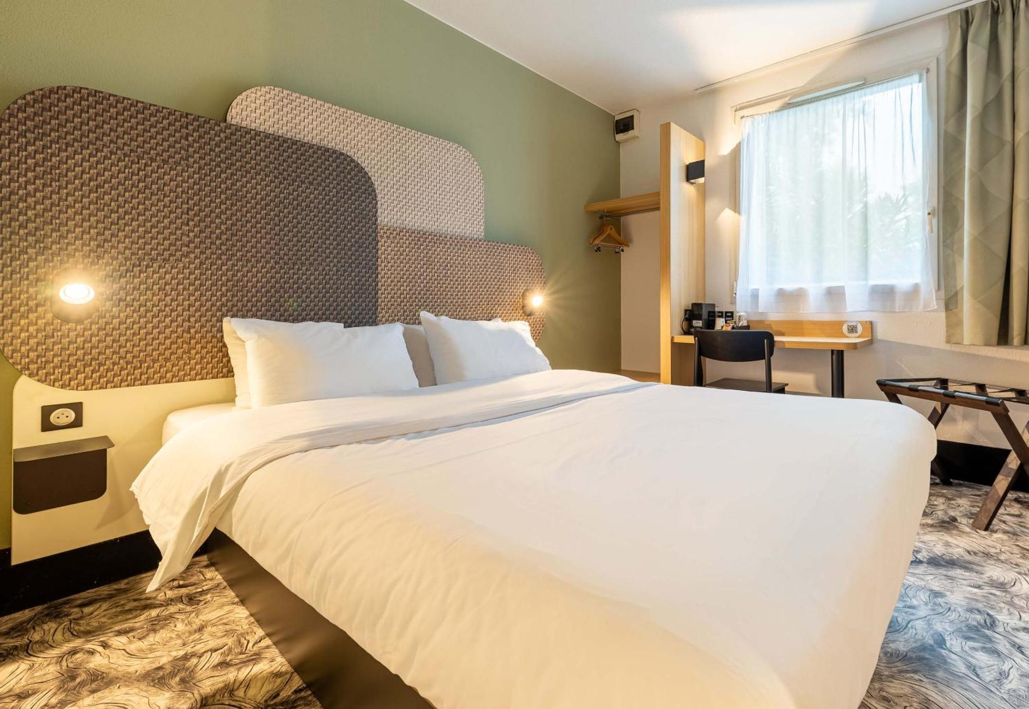 B&B Hotel Nantes Atlantis Le Zenith Сен-Ерблен Екстер'єр фото