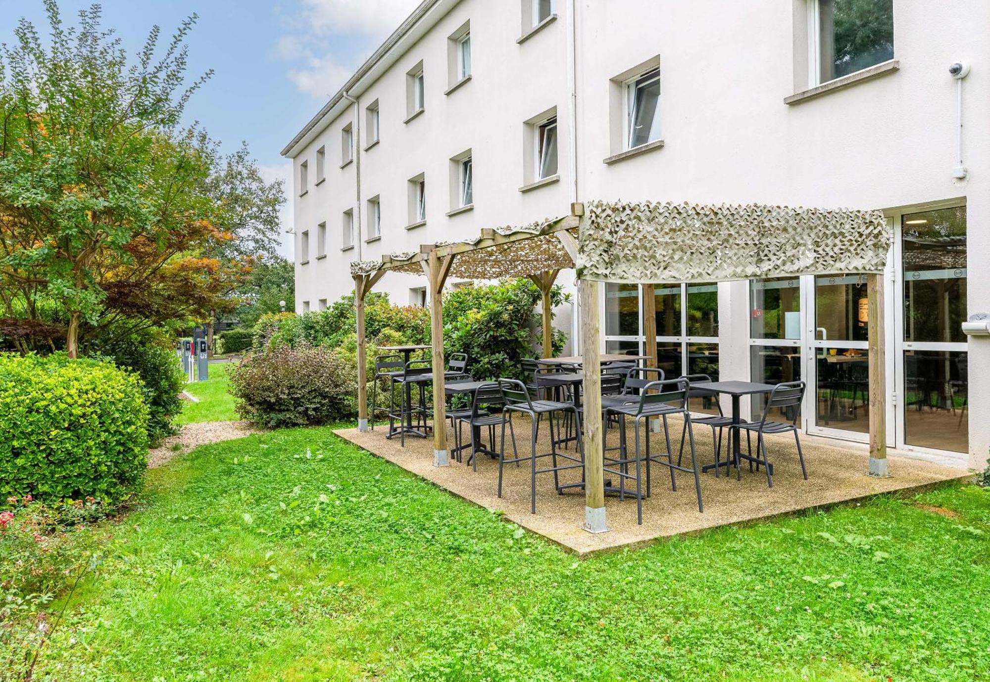 B&B Hotel Nantes Atlantis Le Zenith Сен-Ерблен Екстер'єр фото