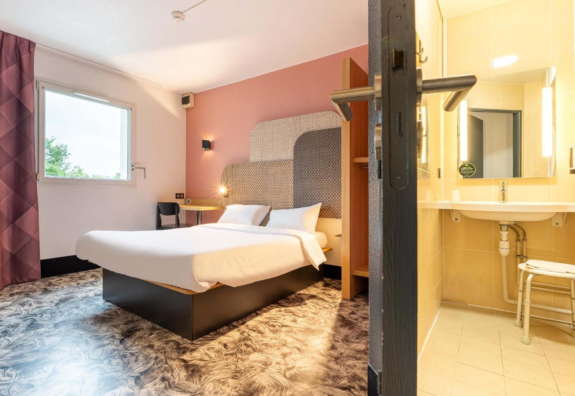 B&B Hotel Nantes Atlantis Le Zenith Сен-Ерблен Екстер'єр фото